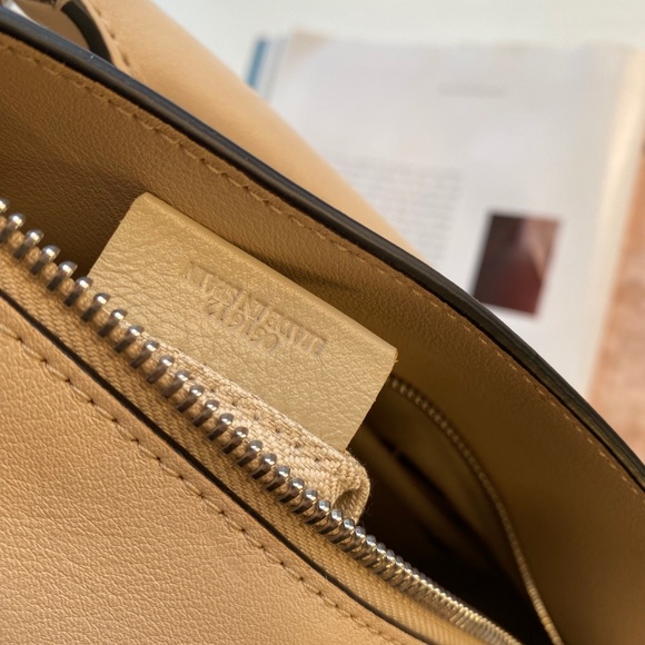 Loewe Leather Medium Puzzle Bag - Picture 9 of 9